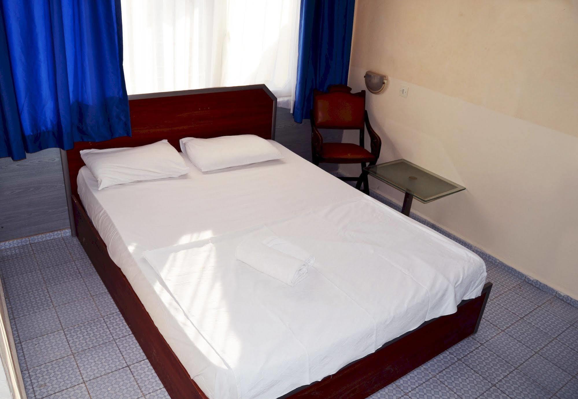Ayda Hotel Kuşadası Ngoại thất bức ảnh